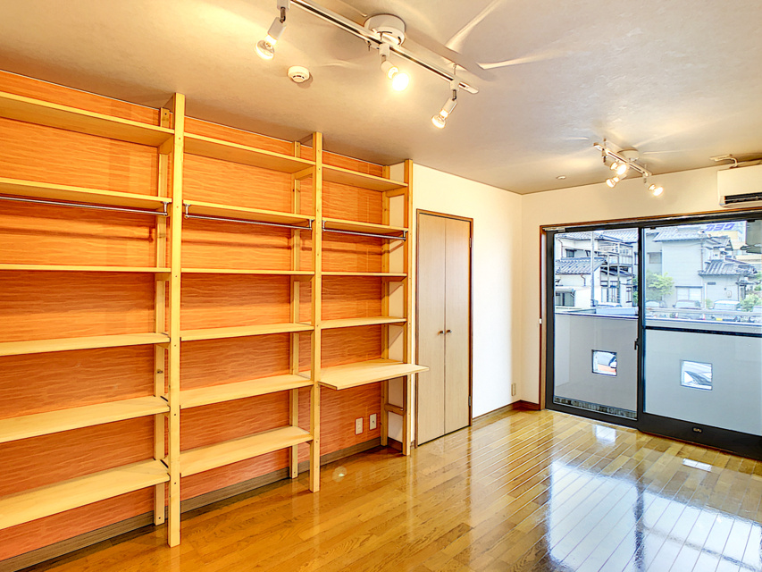 アーバン・コロニー