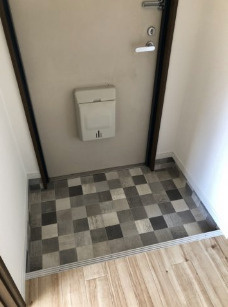 サンウィング神陽の玄関