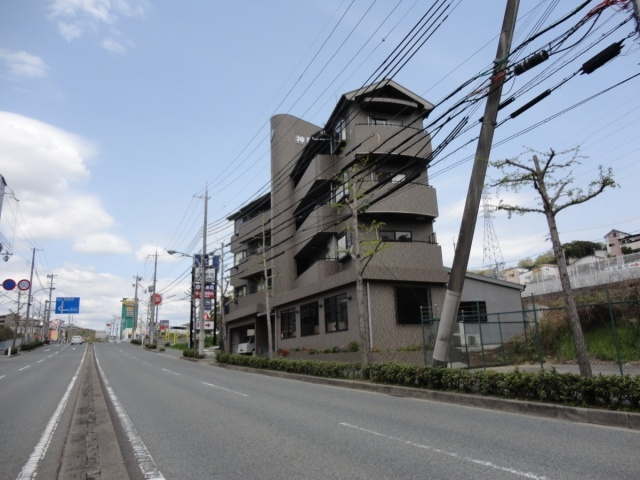 サンウィング神陽の外観