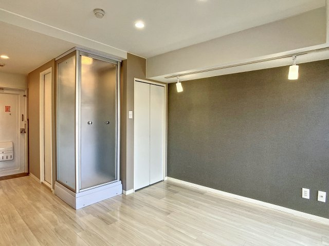 BACKSの居間・リビング