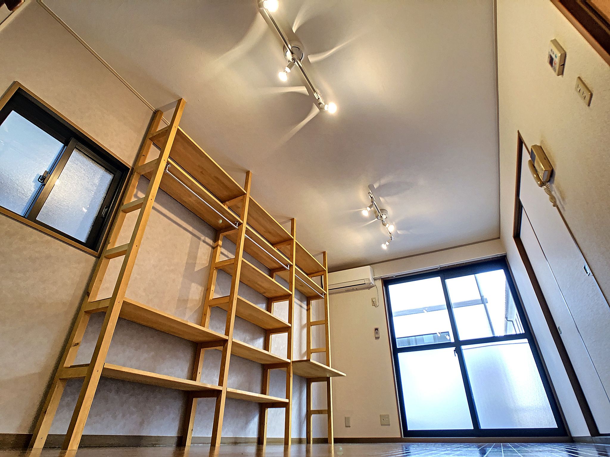 イーストビレッジ