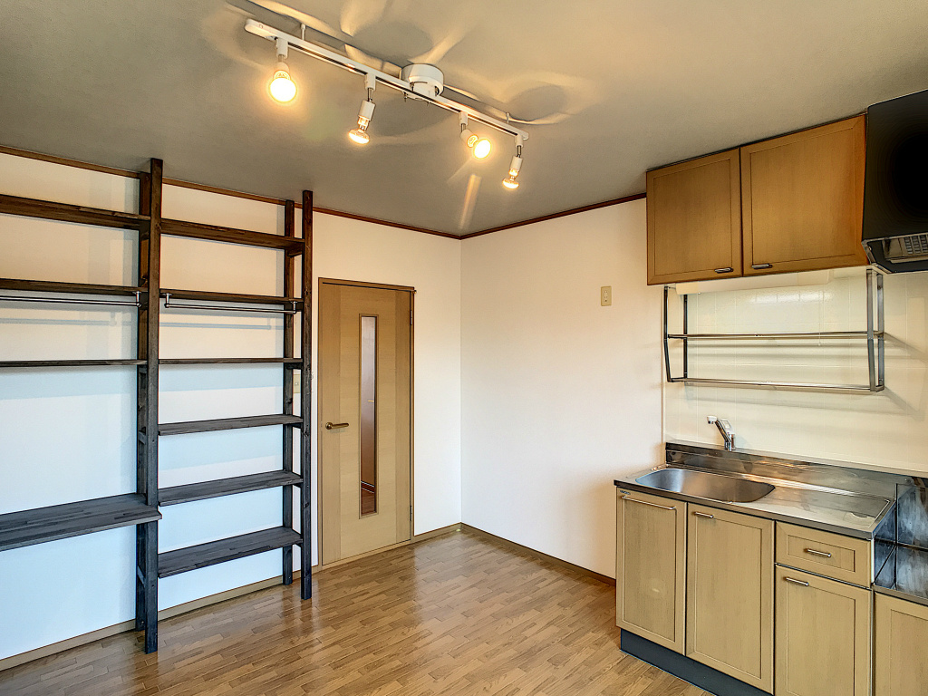 シャルマン高千穂