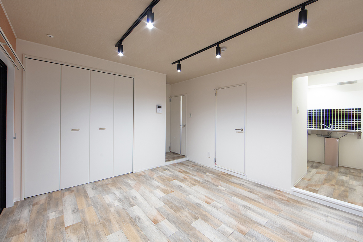 ウイングカナザワ1