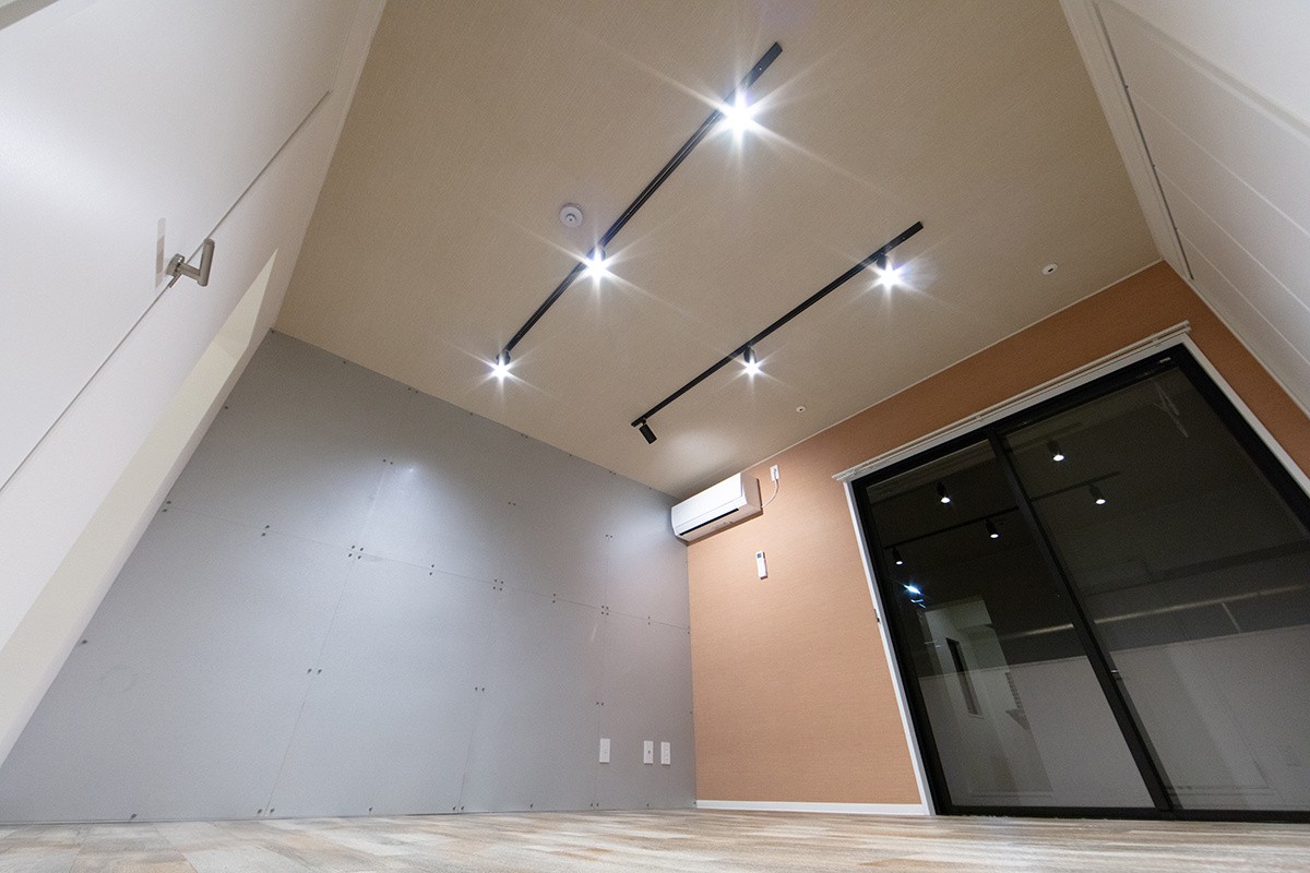 ウイングカナザワ1