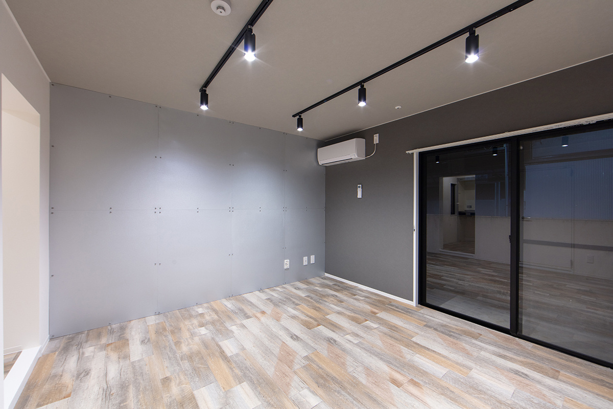 ウイングカナザワ1