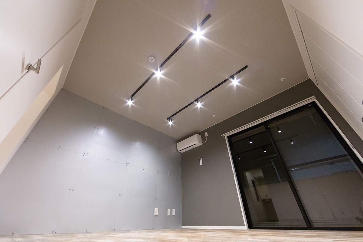 ウイングカナザワ1