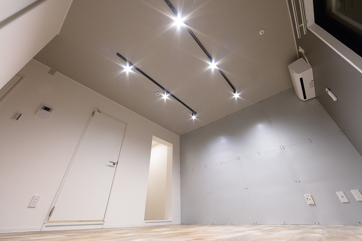 ウイングカナザワ1