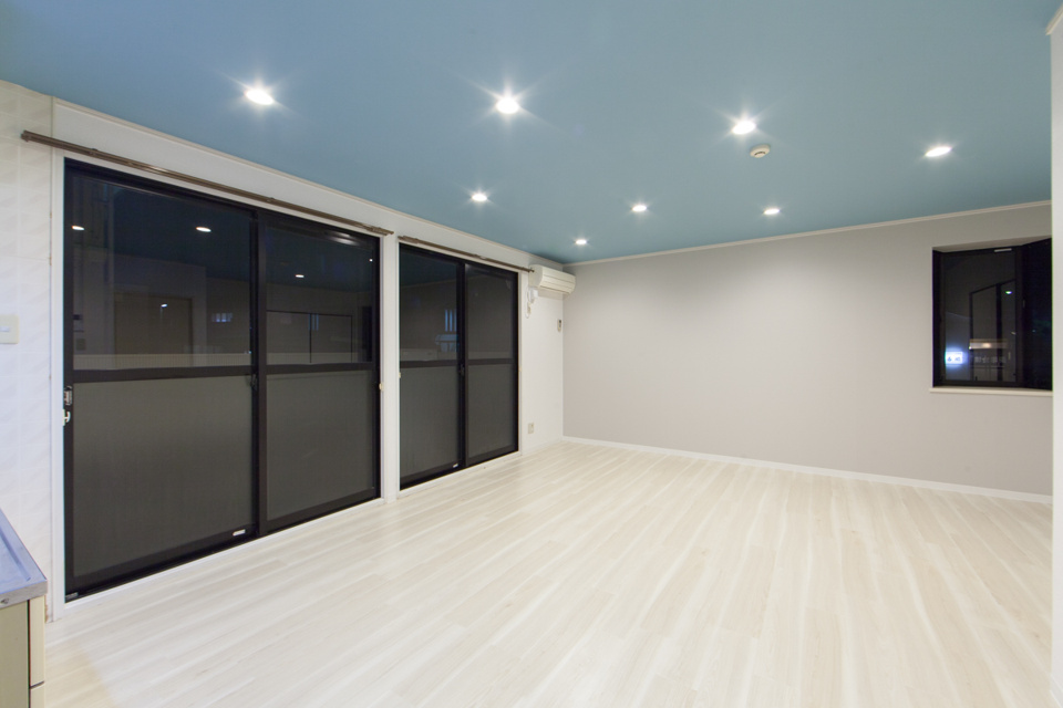 エーデルワイスの居間・リビング