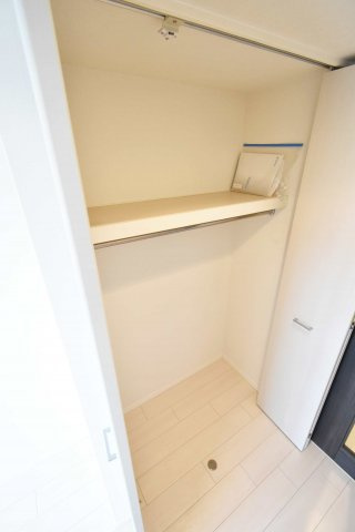 レオンコンフォート難波ブランの収納|こまごまとしたものを収納できそうですね