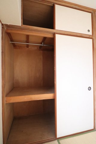 エバーライフ通町の収納