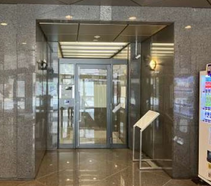 淡路町トーセイビルのロビー