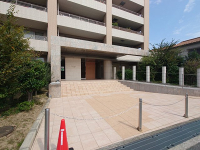 【エントランス】 | プラウド箕面