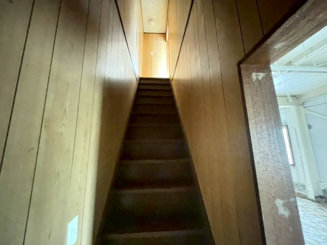 上郷町住居付店舗の内装