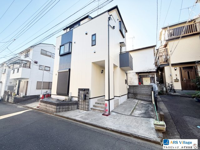 中古／三芳町藤久保の外観