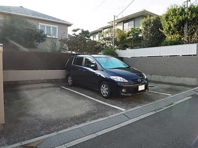 山田洋一駐車場の駐車場