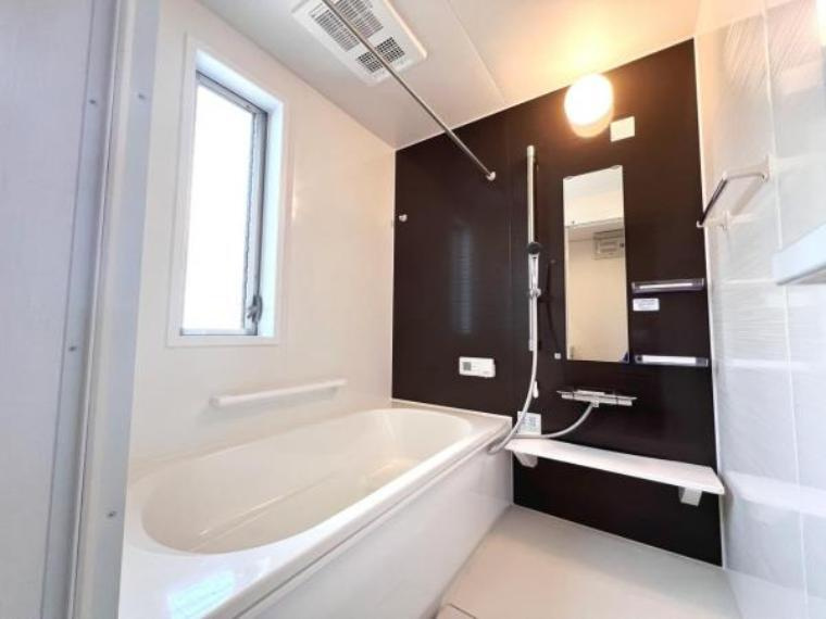 神宮寺２丁目　中古一戸建ての浴室|浴室換気乾燥暖房機　追炊き付き
■物件内覧・資金計画相談・住宅ローン相談、リフォーム相談、お問合せ受付中■
※当日・翌日のご内覧、ご相談はお電話でのお問合せがスムーズです！