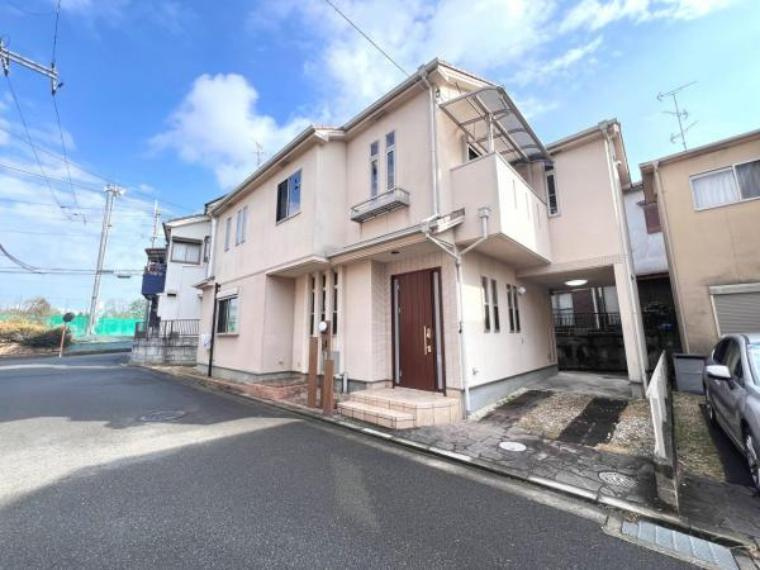 神宮寺２丁目　中古一戸建ての前面道路含む現地写真|幅員6ｍ
■物件内覧・資金計画相談・住宅ローン相談、リフォーム相談、お問合せ受付中■
※当日・翌日のご内覧、ご相談はお電話でのお問合せがスムーズです！