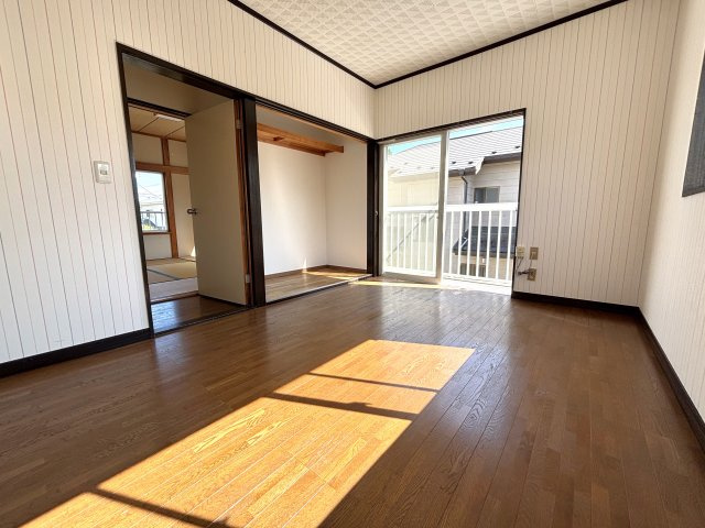 徳増貸家の洋室