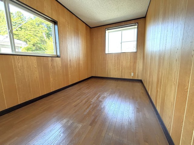 徳増貸家の洋室