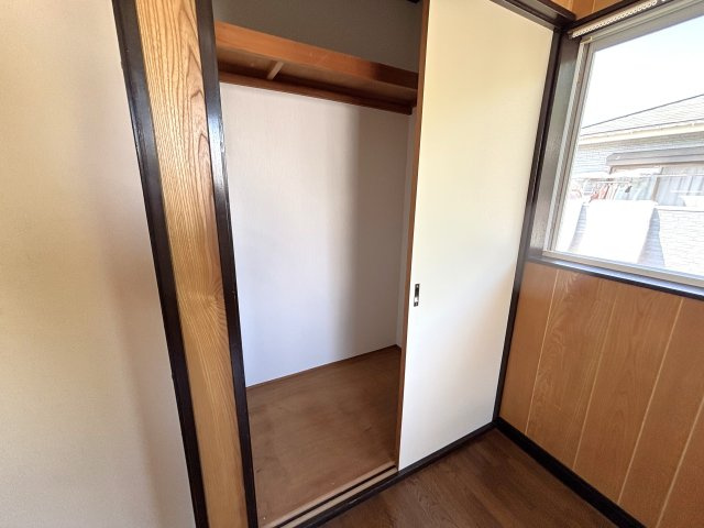 徳増貸家の収納