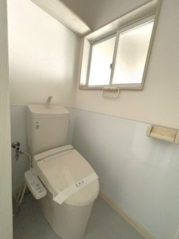 徳増貸家のトイレ