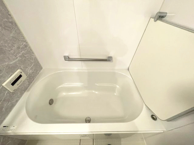 西宮マリナパークシティ海のまち5番館の浴室|浴室（2017年8月に交換済み）