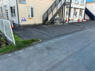 【駐車場】 | ホワイトコート前九年C