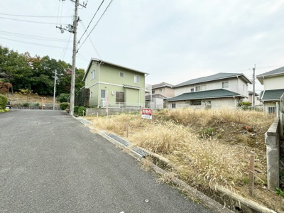 【前面道路含む現地写真】 | 高槻市高見台　売土地