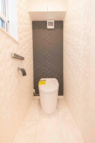 赤坂7丁目戸建のトイレ