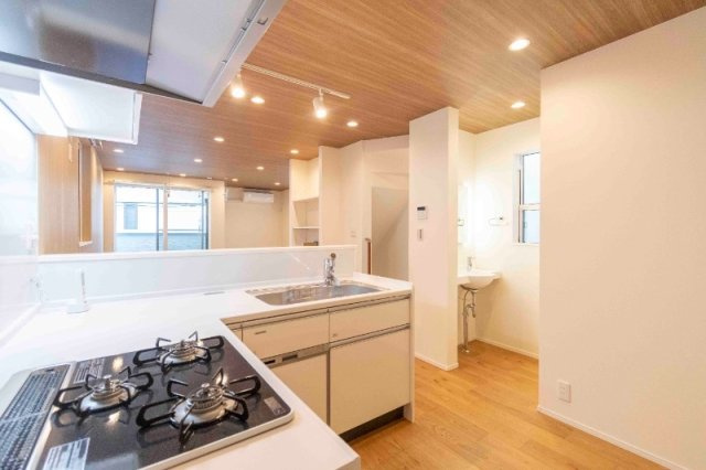 赤坂7丁目戸建のキッチン