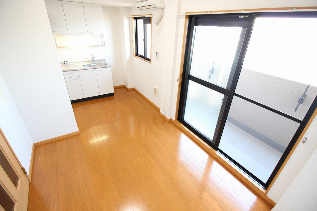 ポラリス弐番館の居間・リビング|※同タイプ別部屋