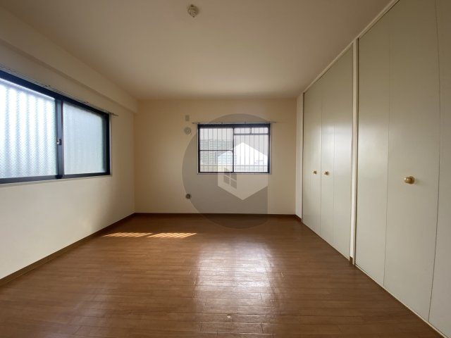 レジェーロ永和の寝室