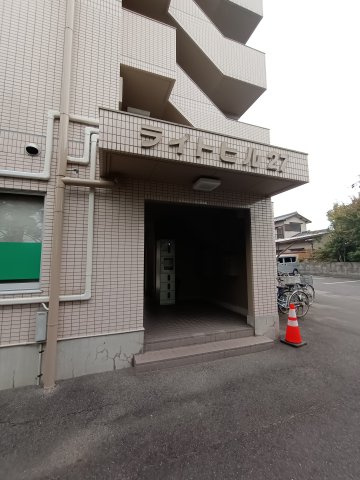 ライトヒル27のエントランス