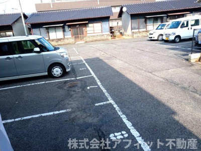【駐車場】 | ヴィレッヂ城北