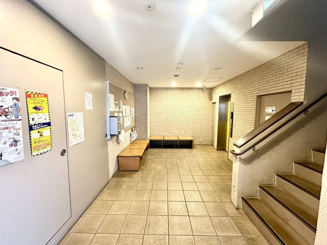 ラポール錦町マンションのエントランス