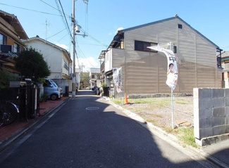 【前面道路含む現地写真】