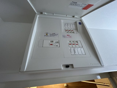 【玄関】 | ハウズライフ厚木二番館