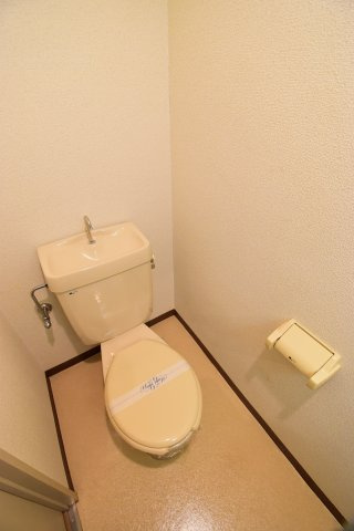 ワイズ朝潮橋駅前のトイレ