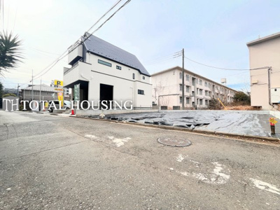 【前面道路含む現地写真】 | 西東京市田無町1丁目　新築戸建　全2棟(2区画)