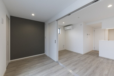 【洋室】 | La  Luce　岩槻 | 明るい洋室です