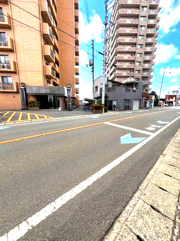 サントノーレ枝松の周辺