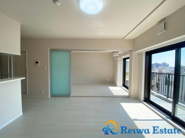 アエラス辻堂ウエストウイングの居間・リビング