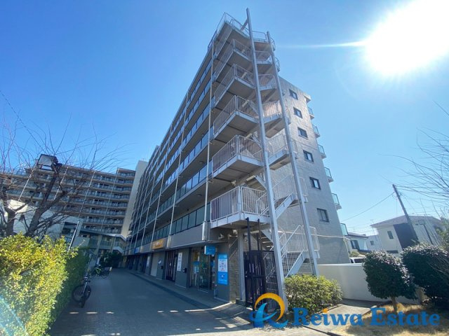 アエラス辻堂ウエストウイングの外観