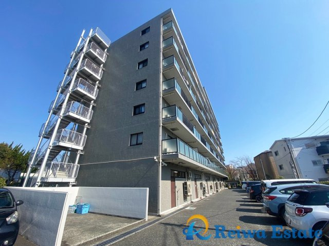 アエラス辻堂ウエストウイングの外観