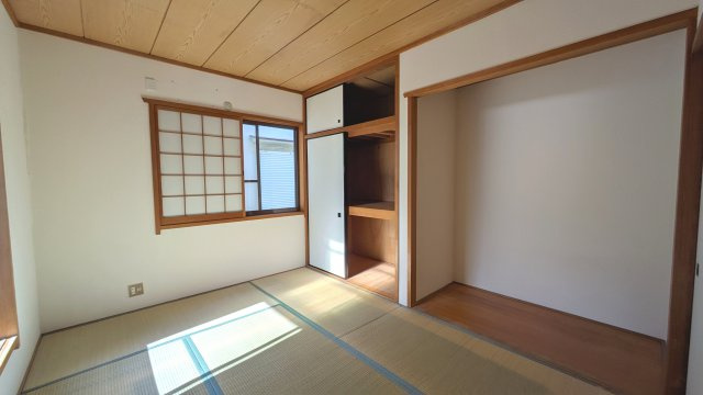 【寝室】