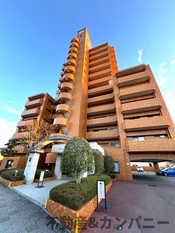 ダイアパレス道後公園の外観