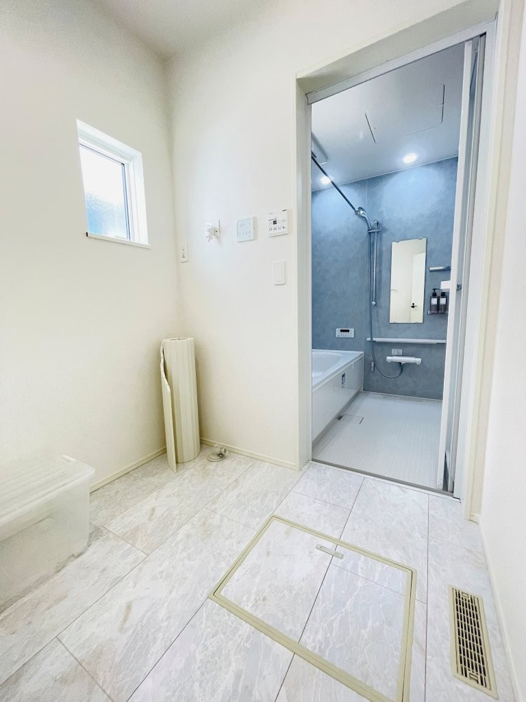 豊田市水源町24-1期　新築分譲住宅　全3棟　1号棟の脱衣所