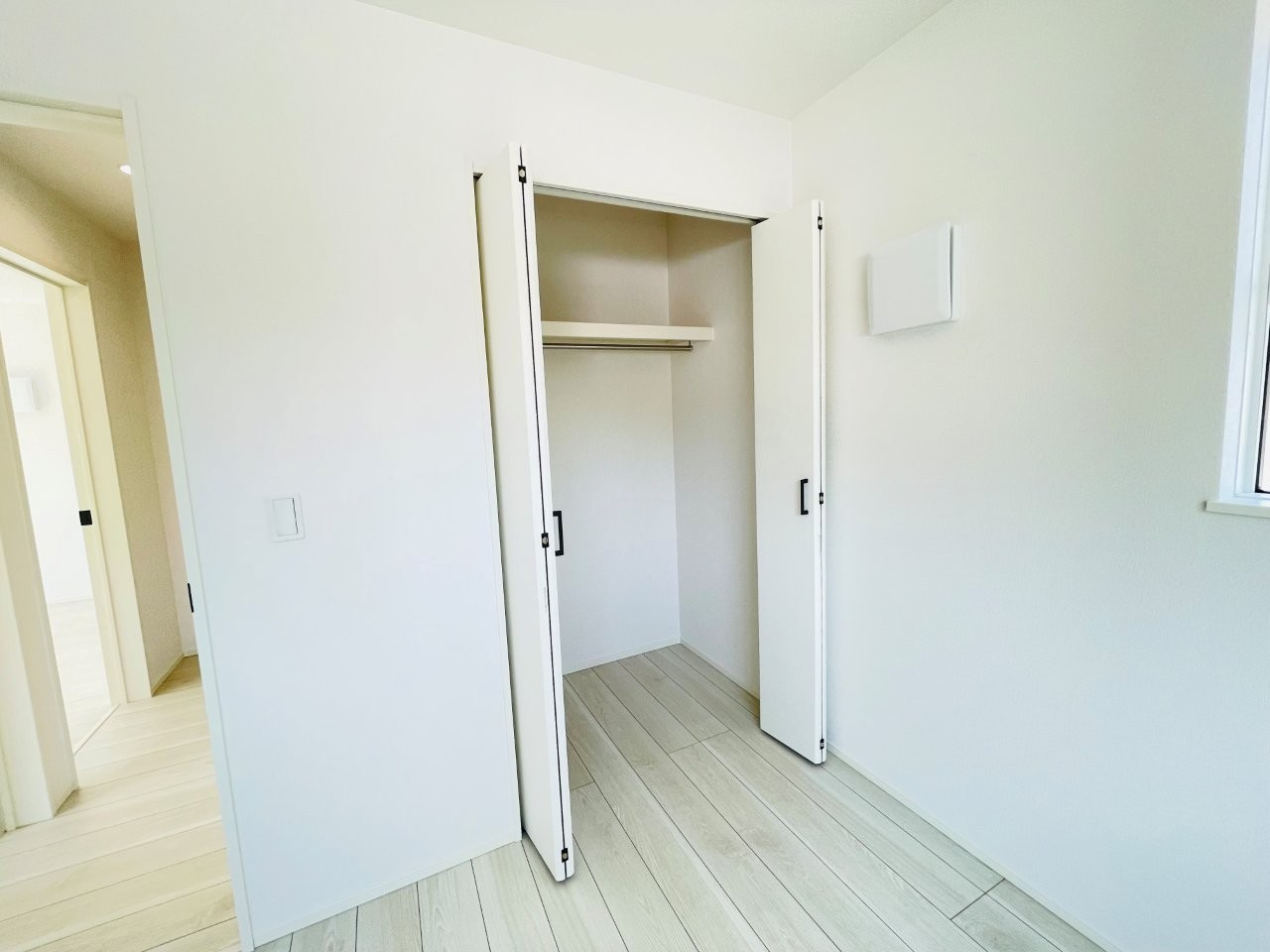 豊田市水源町24-1期　新築分譲住宅　全3棟　1号棟の収納|豊富な数のクローゼットには、衣類、日用品、家族の思い出まで大切に保管できます♪