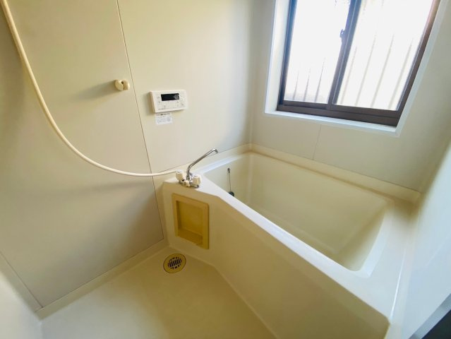 八街市四木　小柳アパートの浴室|102号室