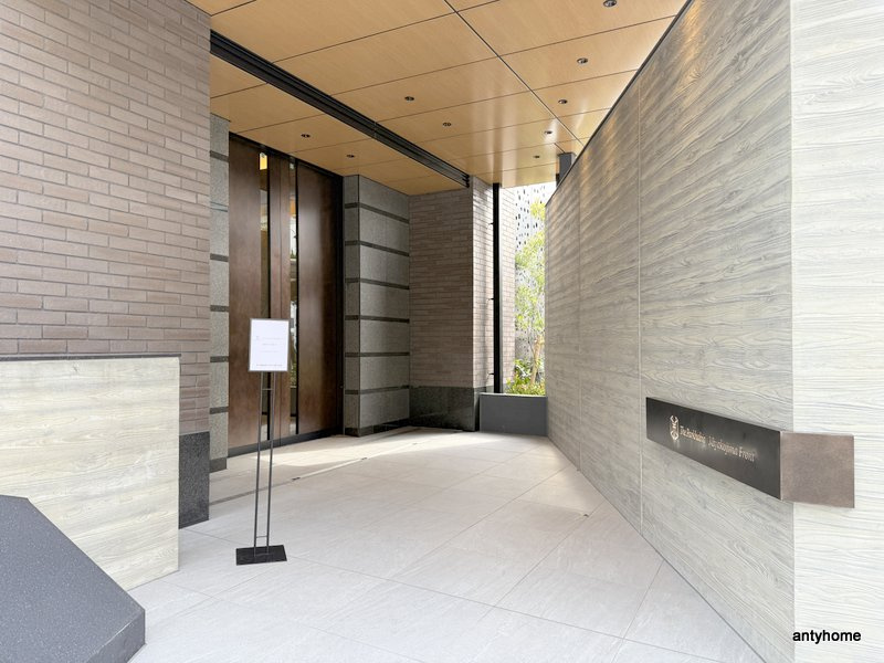 ザ・パークハビオ都島フロント　仲介手数料無料のエントランス